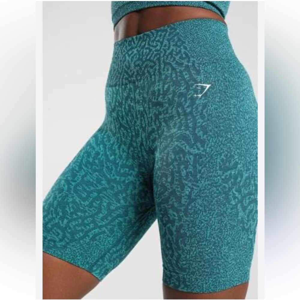 NWT Gymshark Adapt Seamless Emerald Green Animal Print Shorts